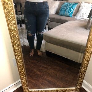 American eagle distressed jeans